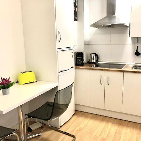 Ideal Estudio En El Centro Con Wifi ロンダ エクステリア 写真